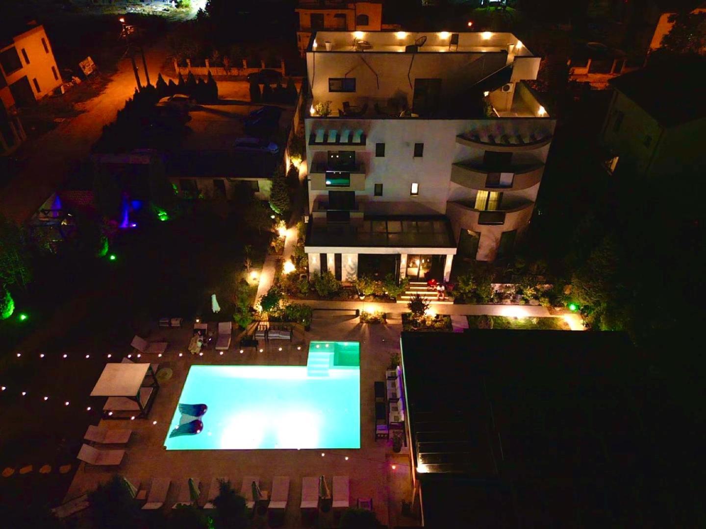Mamaia Moments Villa, Mamaia Nord Năvodari Buitenkant foto